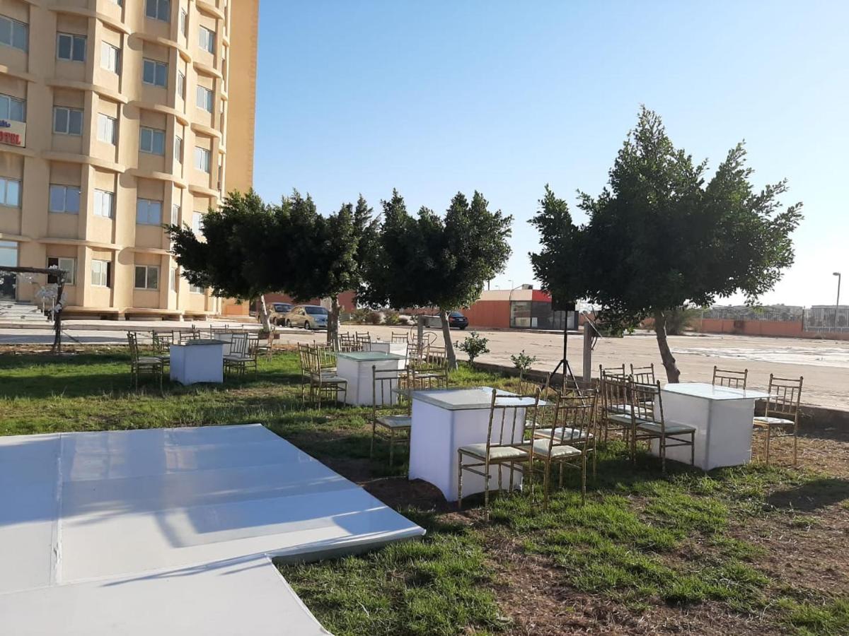 Royal Nj Hotel Μποργκ Ελ Αράμπ Εξωτερικό φωτογραφία
