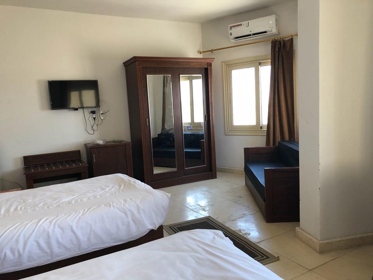 Royal Nj Hotel Μποργκ Ελ Αράμπ Εξωτερικό φωτογραφία