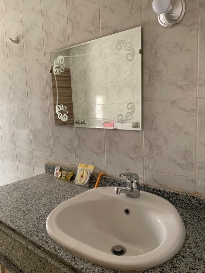 Royal Nj Hotel Μποργκ Ελ Αράμπ Δωμάτιο φωτογραφία