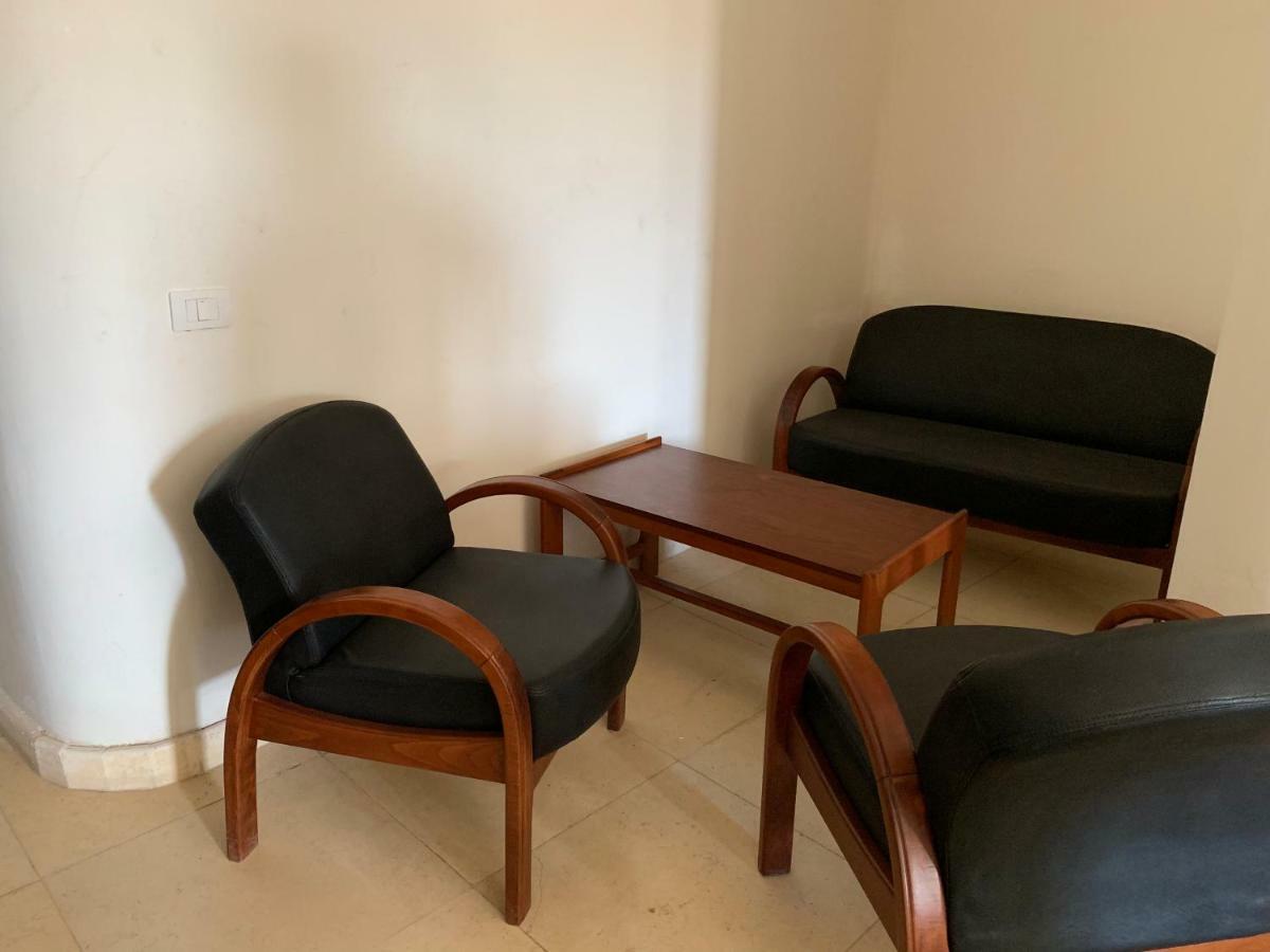 Royal Nj Hotel Μποργκ Ελ Αράμπ Εξωτερικό φωτογραφία